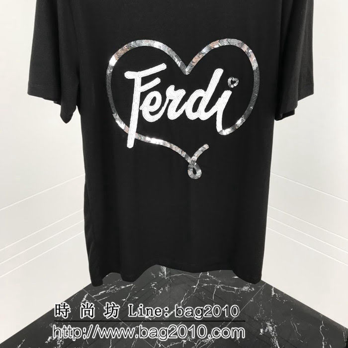 FENDI芬迪 19ss新款 情人節限定款 愛心珠片logo 純棉黑色短袖 高版本情侶款 ydi2534